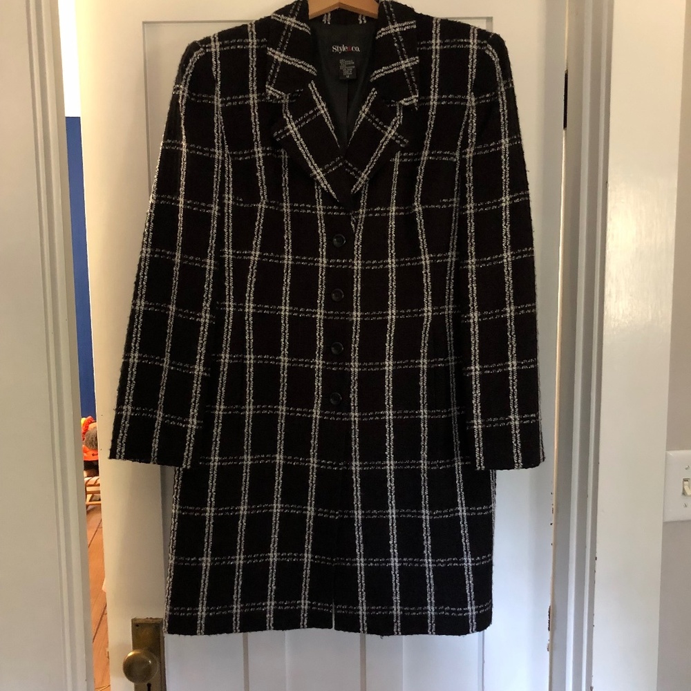 Style & Co black & white plaid long jacket